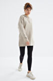 Koyu Bej Reglan Kol Renk Detaylı Basıc Kapüşonlu Oversize Tunik - 97242 | S