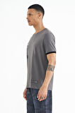 Koyu Gri Baskı O Yaka Detaylı Standart Form Erkek T-shirt - 88216 | XL