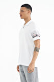 Beyaz Kol Baskı Detaylı Polo Yaka Standart Form Erkek T-shirt - 88240 | L