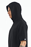 Siyah Kapüşonlu Kol Etiket Detaylı Oversize Erkek T-shirt - 88179 | S