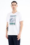 Beyaz Slogan Baskılı O Yaka Standart Kalıp Erkek T-Shirt - 88190 | XXL