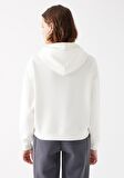 Mavi Logo Baskılı Kapüşonlu Ekru Sweatshirt 168334-81964