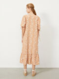 Bej Oversize Pamuklu Elbise