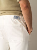 Xint Beyaz Regular Fit Jogger Pantolon