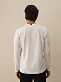 Xint Kırık Beyaz Pamuk Dokulu Regular Fit Uzun Kollu Tişört