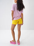 Sarı Regular Fit Keten Şort