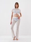 female Beyaz Slim Fit  Crop