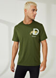 Discovery Expedition Haki Erkek Bisiklet Yaka Kısa Kollu Baskılı T-Shirt MERCAN