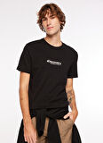Discovery Expedition Siyah Erkek Bisiklet Yaka Baskılı T-Shirt D3WM-TST5