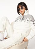 Kırık Beyaz Kadın Dik Yaka Loose Fit Baskılı Sweatshirt D3WL-SWT14