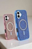 Fuchsia iPhone 16 ile Uyumlu Helen Kablosuz Şarj Özellikli Kapak - Pembe