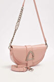 Asimetrik Tasarım, Zincir Ve Logo Detaylı Şık Kadın Omuz Çantası 930373 Pembe