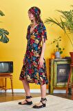 Ön Yırtmaçlı Çiçek Desenli Bohem Elbise