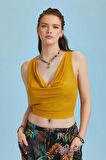 Lastikli Kolsuz Degaje Yaka Şık Crop Bluz