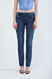 Kadın Slim Fit Likralı Lacivert Jean Pantolon