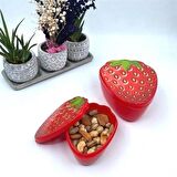 2'li İç İçe Geçebilen Çilek Model Saklama ve Beslenme Kabı Seti (550 ml + 250 ml)