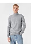 Basic Turtleneck Sweater