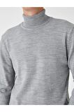 Basic Turtleneck Sweater