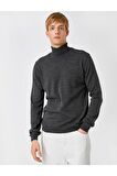 Basic Turtleneck Sweater