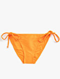 Bikini Altı Yanları Bağlama Detaylı