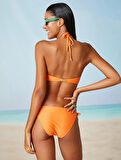 Boyundan Bağlamalı Bikini Üstü