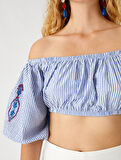 Nakışlı Crop Bluz Omzu Açık