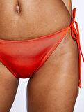 Basic Bikini Altı Yanları Bağlama Detaylı