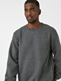 Basic Dokulu Sweatshirt Bisiklet Yaka