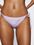 Brazilian Bikini Altı Basic Yanları Bağlama Detaylı