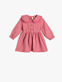 Elbise Bebe Yaka Fırfır ve Düğme Detaylı Lastik Manşetli 