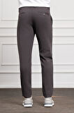  Erkek Füme Dynamic Fit Rahat Kesim Chino Pantolon