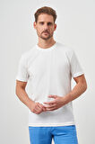  Erkek Ekru Basic Bisiklet Yaka Dynamic Fit Rahat Kesim T-Shirt