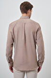  Erkek KAHVE Keten Dynamic Fit Düğmeli Yaka Gömlek