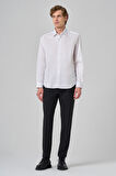  Erkek Beyaz Dynamic Fit Sert Yaka Gömlek