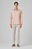  Erkek Bej Dynamic Fit Sert Yaka Gömlek