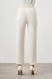 Hazır Kemerli Ekru Pantolon