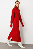 Mizalle Oversize Dik Yaka Kırmızı Uzun Kalın Triko Elbise