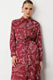 Mizalle Bordo Desenli Kuşaklı Saten Uzun Gömlek Tunik
