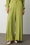 F.yeşili Mizalle Geniş Pileli Bol Kesim Şifon Yeşil Pantolon
