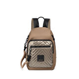 Smart Bags Parlak Kumaş Küçük Boy Askılı Kadın Sırt Çantası 3247