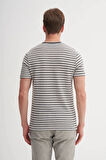 Cazador Bisiklet Yaka Slim Fit Jakarlı Çizgi Desenli Tişört