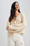 Oversize Fit V Yaka Kazak