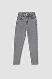 DeFacto Mom Fit Jean Bilek Boy %100 Pamuk Pantolon A7491AX23SMNM55