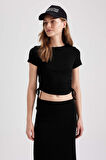 DeFacto Fitted Bisiklet Yaka Kısa Kollu Bağlama Detaylı Fitilli Kaşkorse Crop Tişört T9632AZ23SPBK81