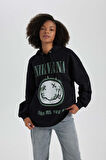 DeFacto Nirvana Oversize Fit Kapüşonlu Kalın Sweatshirt B3663AX23WNBK81