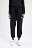 DeFactoFit Oversize Geniş Kalıp Sporcu Eşofman Altı Çift Cepli Jogger Paça Standart Boy Skuba Dalgıç Kumaş Z6694AZ24SPBK81