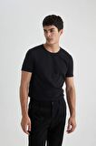 DeFacto Slim Fit Dar Kesim Bisiklet Yaka Kısa Kollu Basic Düz Siyah Tişört M6608AZ24SPBK81