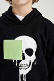 DeFacto Erkek Çocuk Oversize Geniş Kalıp Kapüşonlu Baskılı Sweatshirt C0358A823CWBK81