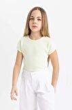 DeFacto Kız Çocuk Slim Fit Dar Kesim Bisiklet Yaka Basic Düz Fitilli Kaşkorse Kısa Kollu Tişört B3053A824SMGN1108