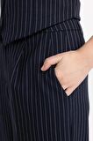 DeFacto Pensli Klasik Kışlık Pantolon Wide Leg Geniş Bol Paça Basic Düz Cepli Yüksek Bel C2022AX24SPNV91